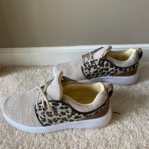 Marleylilly - Leopard Print Sneakers